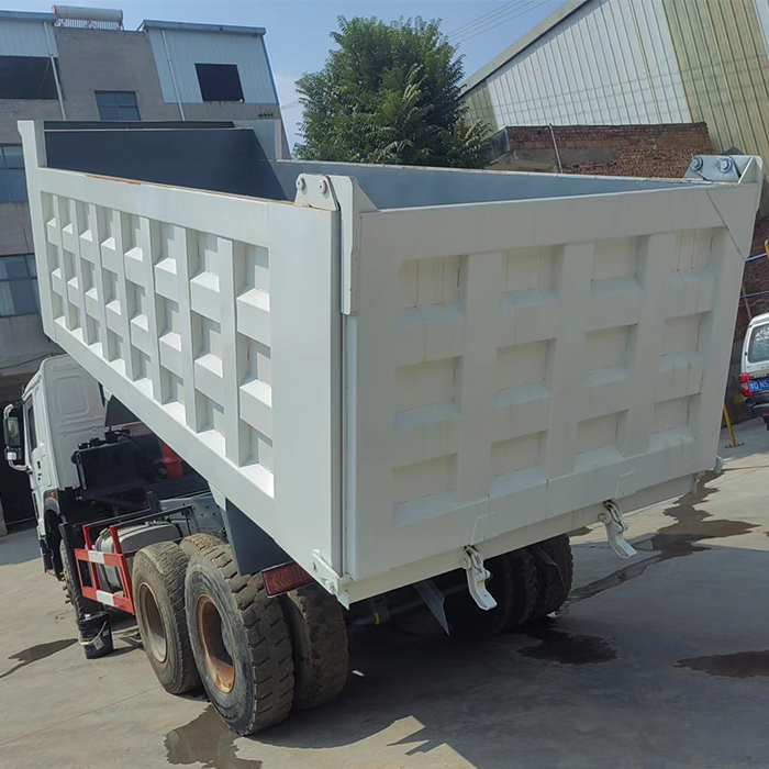 Used SINOTRUCK HOWO Dump Truck 6x4 336 371 10 Wheeler 30 Ton Tipper Dump Truck for Sale