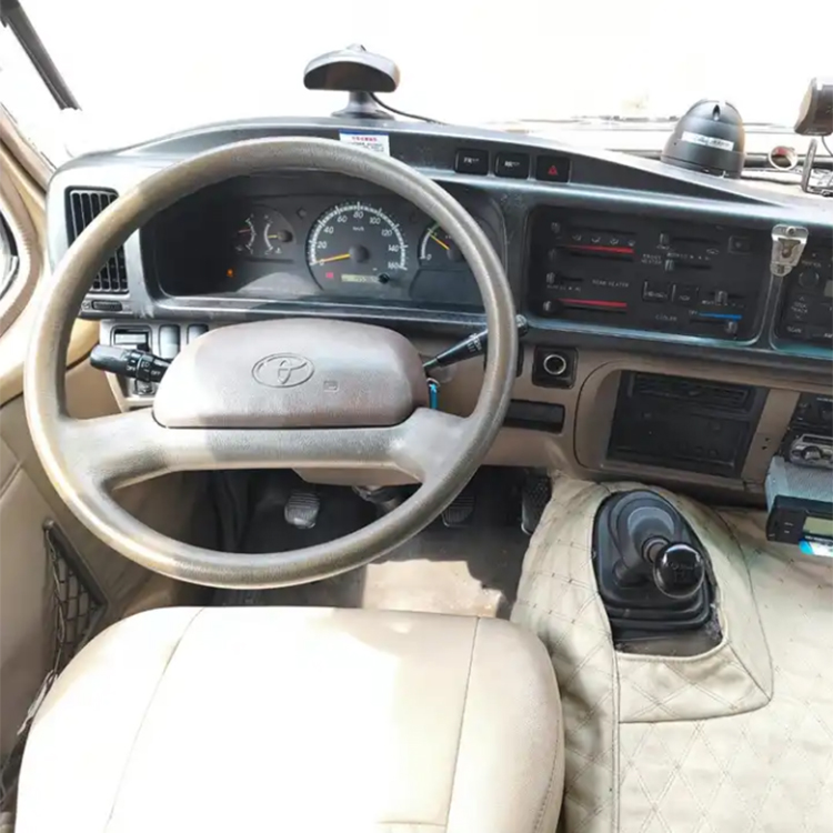  TOYOTA & YUTONG  Well Selling Multi-Utlilty  Medium Diesel Bus for Public Transport Mini Bus